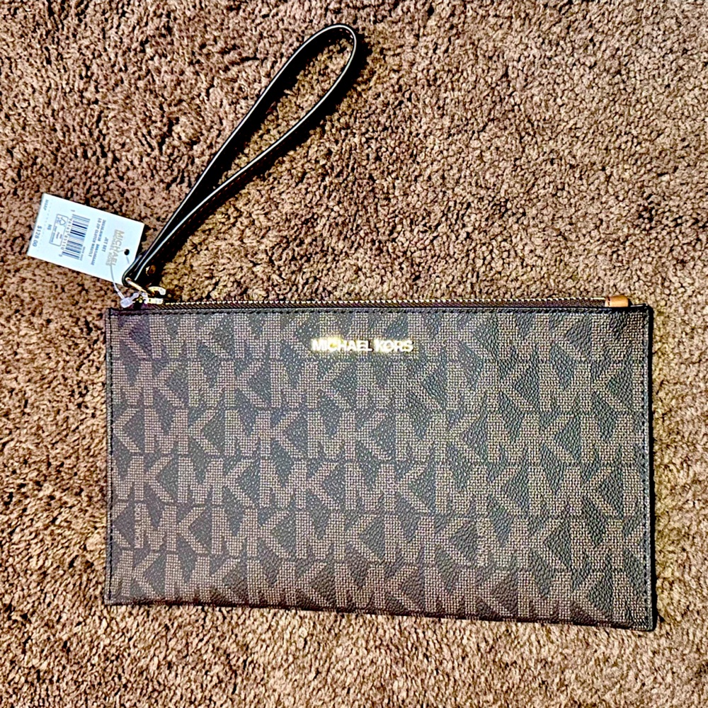 Authentic MK ENVELOPE wristlet